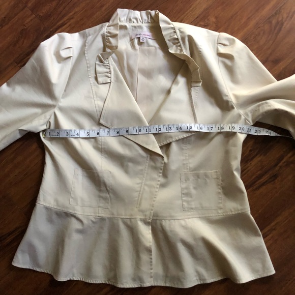 Erica Davies Jacket with Ruffles Size 14 - Picture 7 of 9